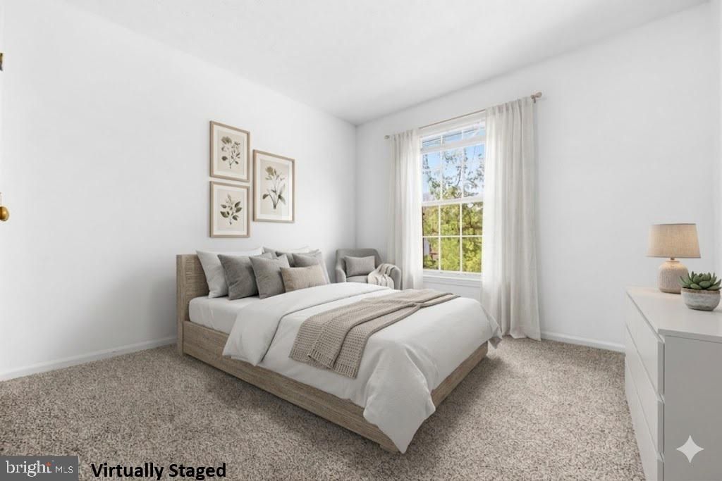 Image 19 of property listing at 7 BRIARLEAF CT, Baltimore, MD 21228