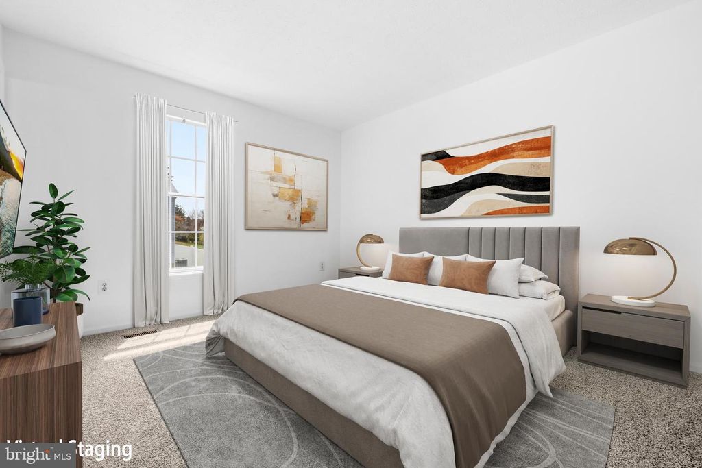 Image 23 of property listing at 7 BRIARLEAF CT, Baltimore, MD 21228