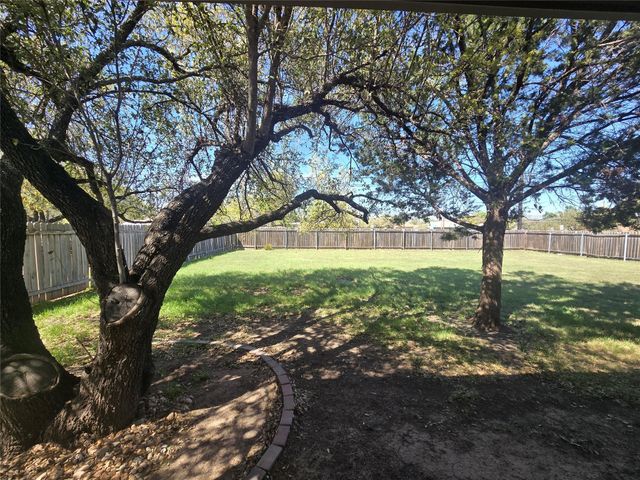 800 Woodview DR, Georgetown, TX 78628