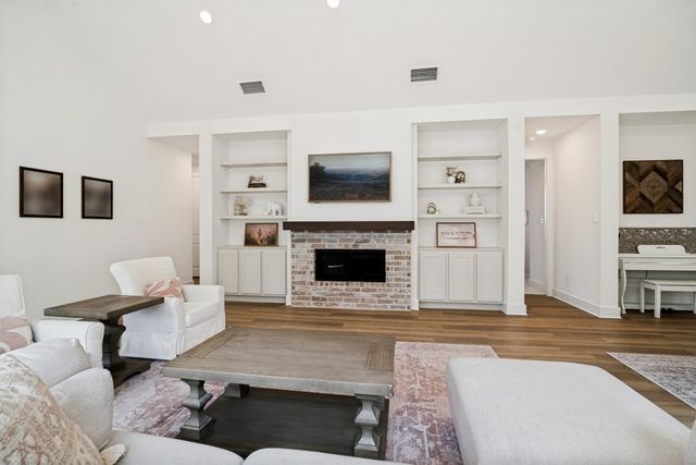 1046 Bearing Street, Royse City, TX 75189