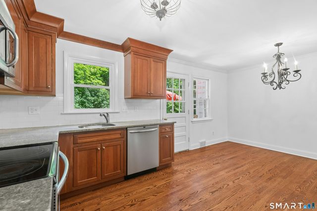 14 Down River Road, New Canaan, CT 06840