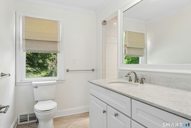 14 Down River Road, New Canaan, CT 06840