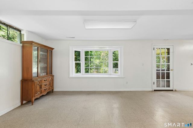 14 Down River Road, New Canaan, CT 06840