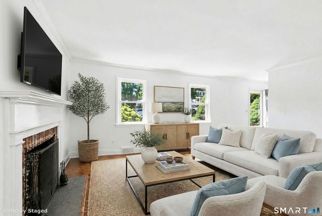 14 Down River Road, New Canaan, CT 06840