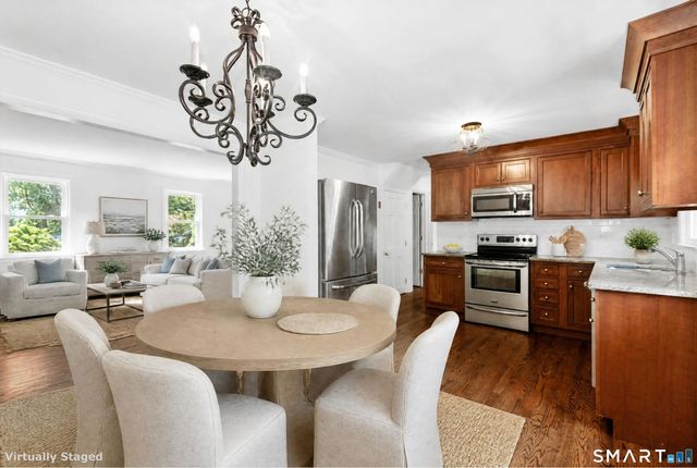 14 Down River Road, New Canaan, CT 06840