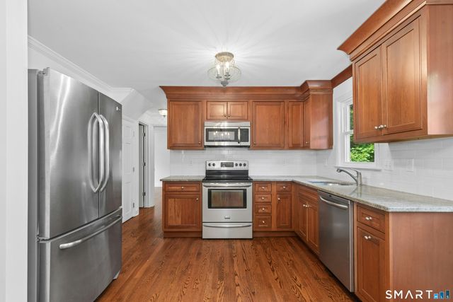 14 Down River Road, New Canaan, CT 06840