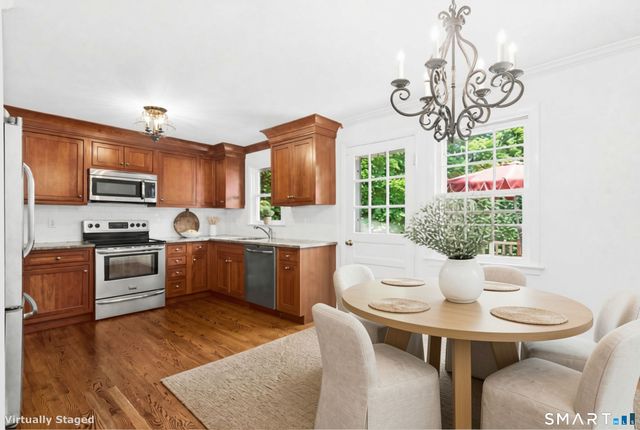 14 Down River Road, New Canaan, CT 06840