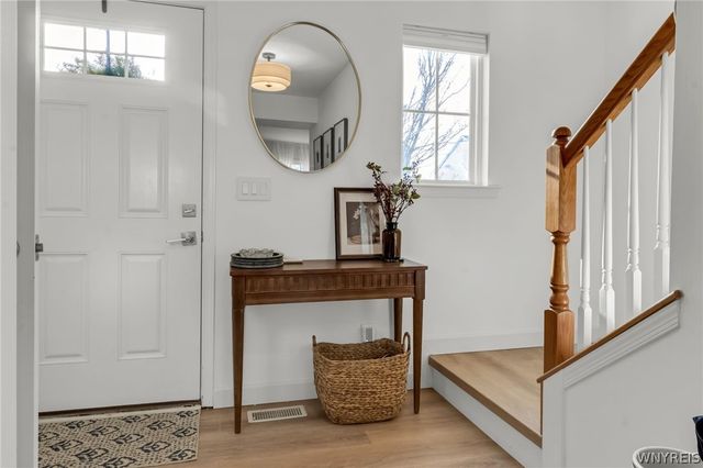 7 Scooter Lane, Hamburg, NY 14075