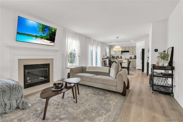 7 Scooter Lane, Hamburg, NY 14075