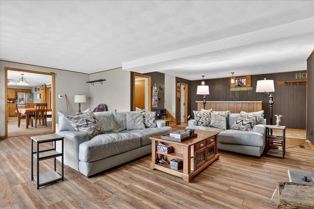 701 N Hill Road, Beloit, WI 53511