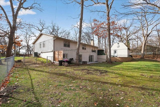 701 N Hill Road, Beloit, WI 53511