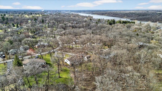 701 N Hill Road, Beloit, WI 53511