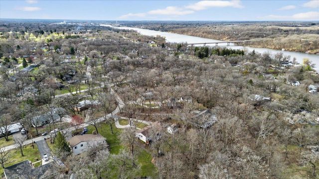 701 N Hill Road, Beloit, WI 53511