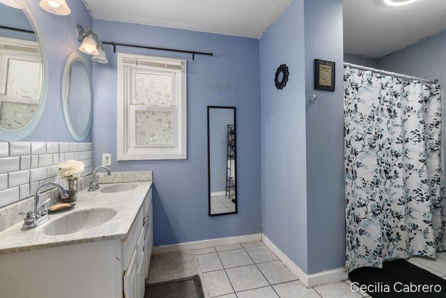 2304 Camden Avenue SW, Wyoming, MI 49519