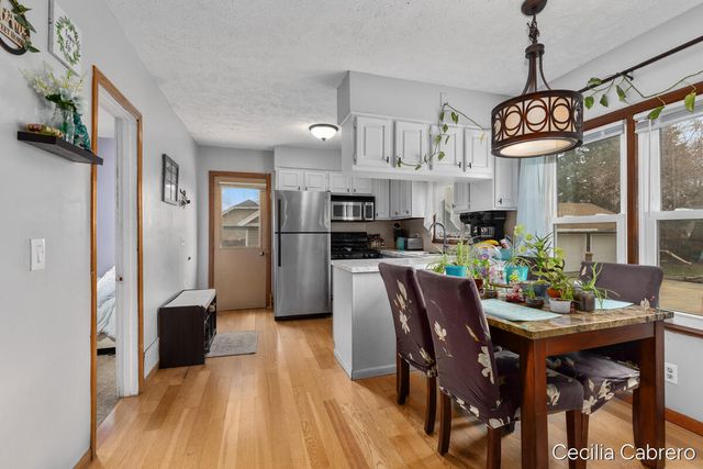 2304 Camden Avenue SW, Wyoming, MI 49519