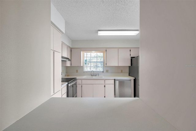 6632 HICKORYWOOD LANE 4B, New Port Richey, FL 34653