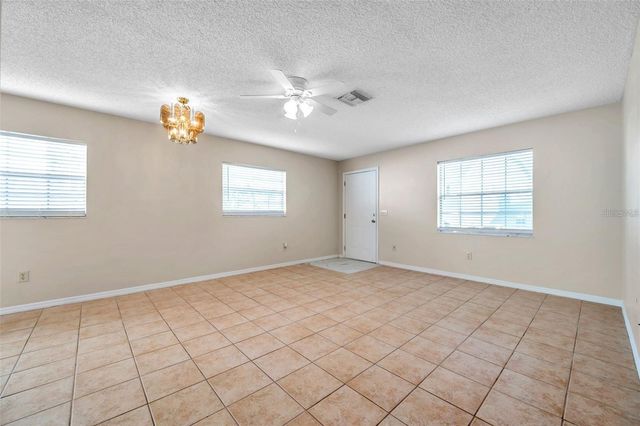 6632 HICKORYWOOD LANE 4B, New Port Richey, FL 34653