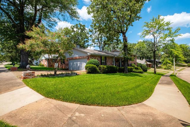 2701 Donaghey Drive, North Little Rock, AR 72116