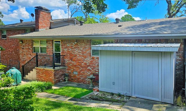 2701 Donaghey Drive, North Little Rock, AR 72116