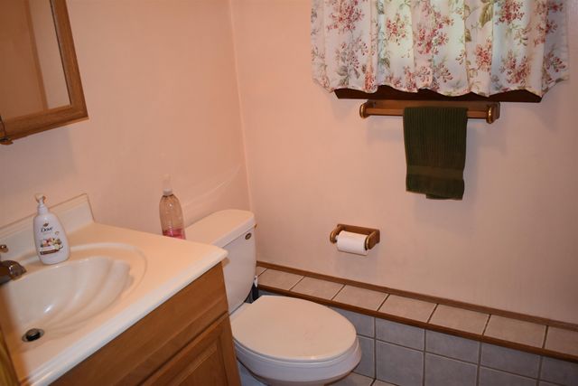 1 Whitneys Grove, Derry, NH 03038