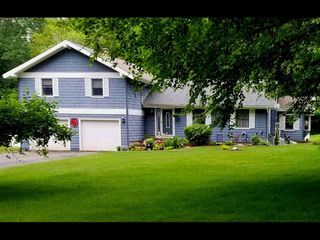 1 Whitneys Grove, Derry, NH 03038