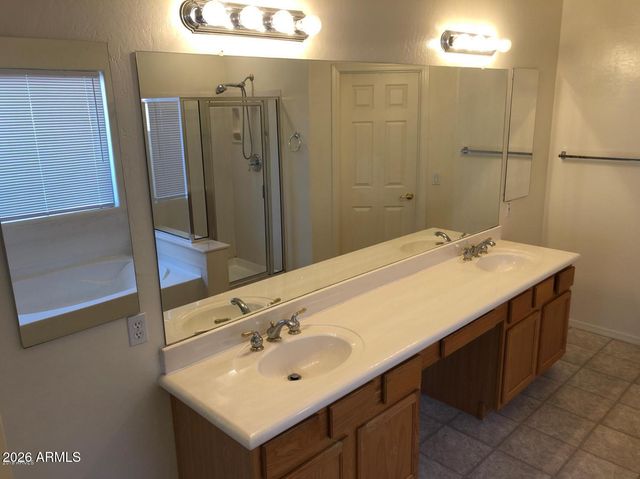 8618 W CHICKASAW Street, Tolleson, AZ 85353