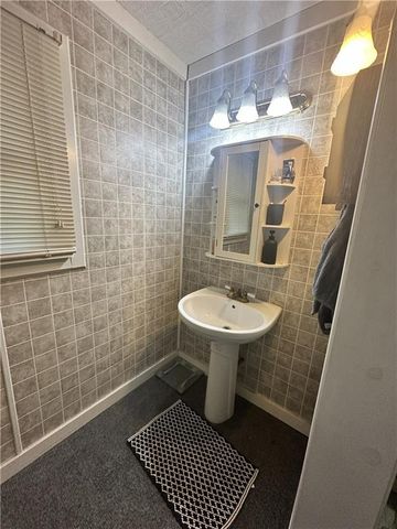 133 NE 1271 Road, Knob Noster, MO 65336