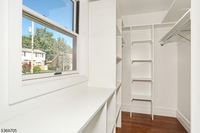 17 Mountain Ave, Mahwah Twp., NJ 07430