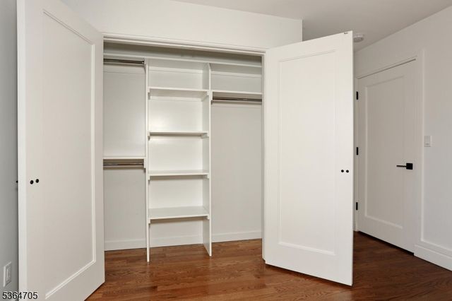 17 Mountain Ave, Mahwah Twp., NJ 07430