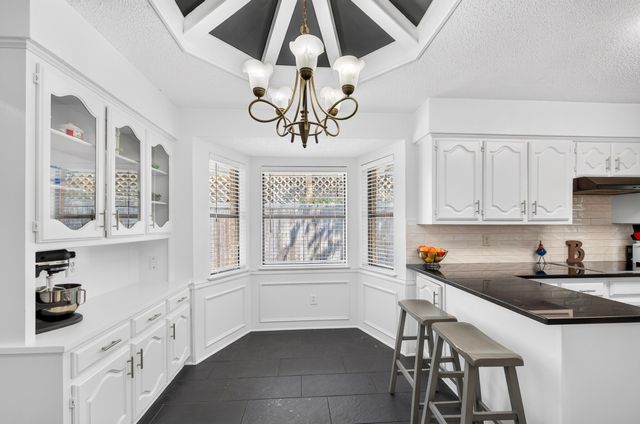 2409 Glen Morris Road, Carrollton, TX 75007