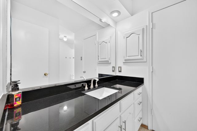 2409 Glen Morris Road, Carrollton, TX 75007