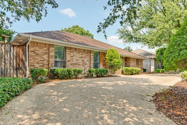 2409 Glen Morris Road, Carrollton, TX 75007