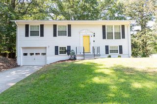 5 Cathy DR, Newport News, VA 23608