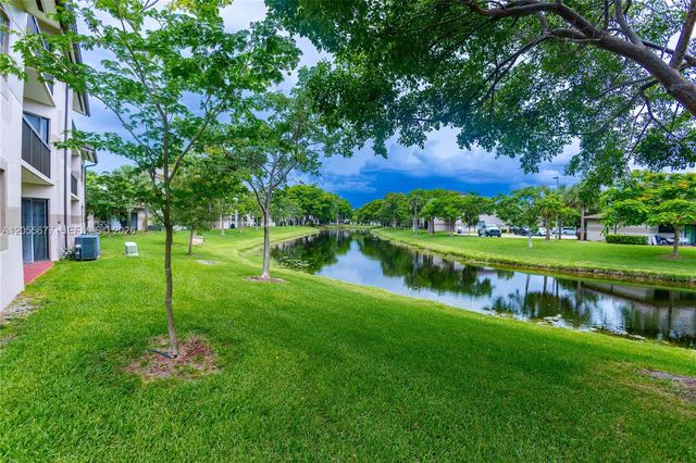 9879 Nob Hill Ct 9879, Sunrise, FL 33351