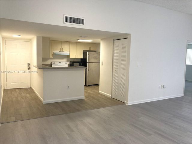 9879 Nob Hill Ct 9879, Sunrise, FL 33351