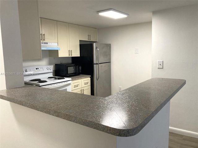 9879 Nob Hill Ct 9879, Sunrise, FL 33351