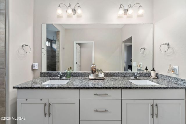 10252 E Encinas Trail, Tucson, AZ 85747