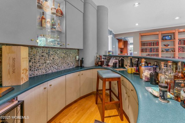 527 Eagle Point Drive, Toms River, NJ 08753