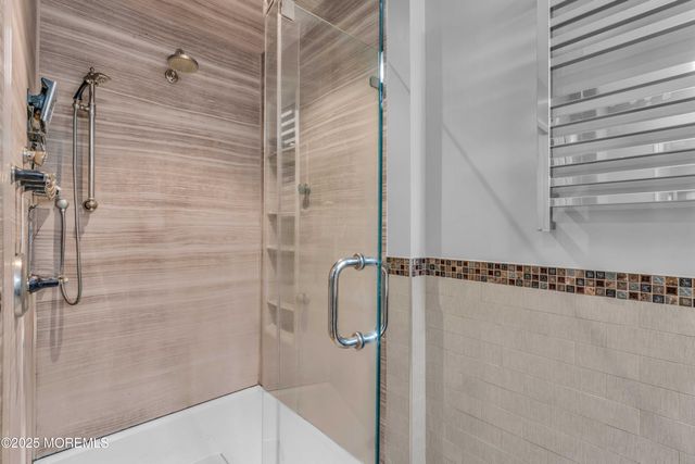 527 Eagle Point Drive, Toms River, NJ 08753