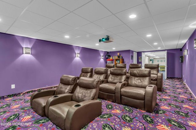 527 Eagle Point Drive, Toms River, NJ 08753