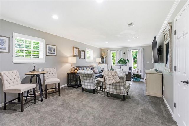 2229 W 121st Street, Leawood, KS 66209