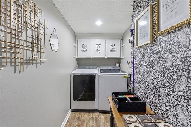 2229 W 121st Street, Leawood, KS 66209