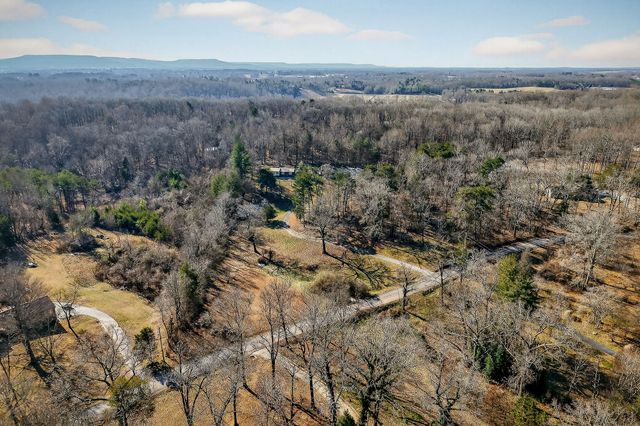 417 Margaret Cir, Mcminnville, TN 37110