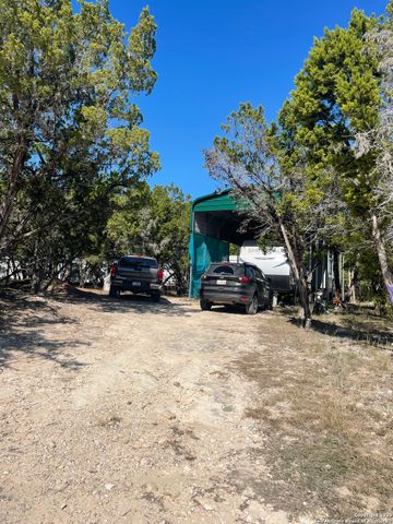 342 Park, Bandera, TX 78003