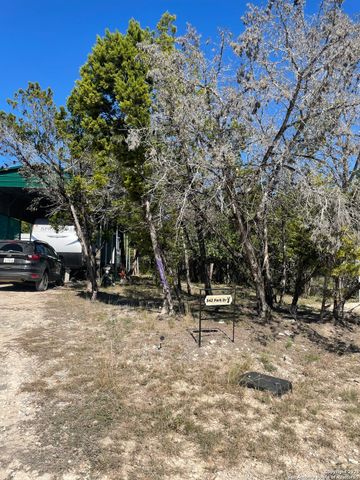 342 Park, Bandera, TX 78003