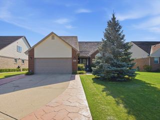 42930 Little Road, Clinton Township, MI 48036