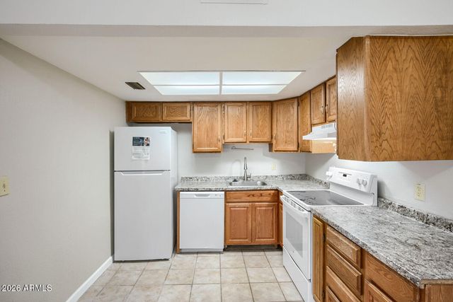2040 S LONGMORE -- 67, Mesa, AZ 85202
