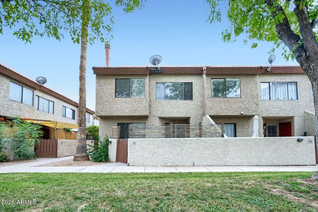 2040 S LONGMORE -- 67, Mesa, AZ 85202