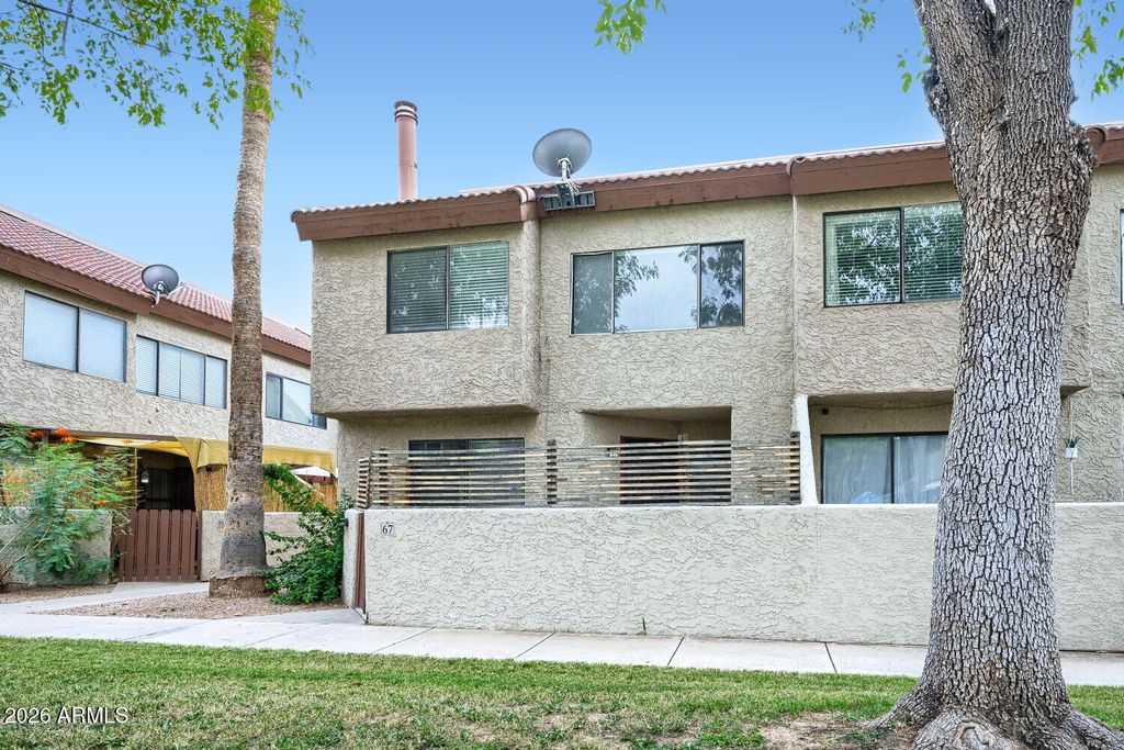 2040 S LONGMORE -- 67, Mesa, AZ 85202