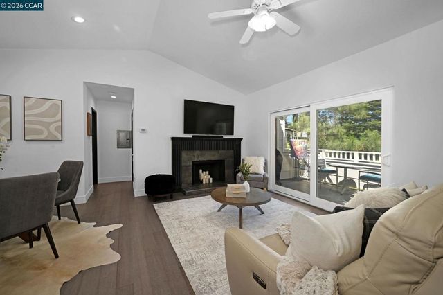 200 Norris Canyon Pl C, San Ramon, CA 94583